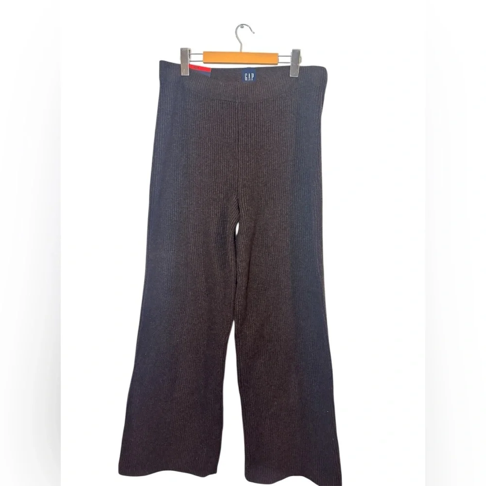 NWT Gap Brown CashSoft Shaker Stitch Knit Pants -Size M - Picture 2 of 8